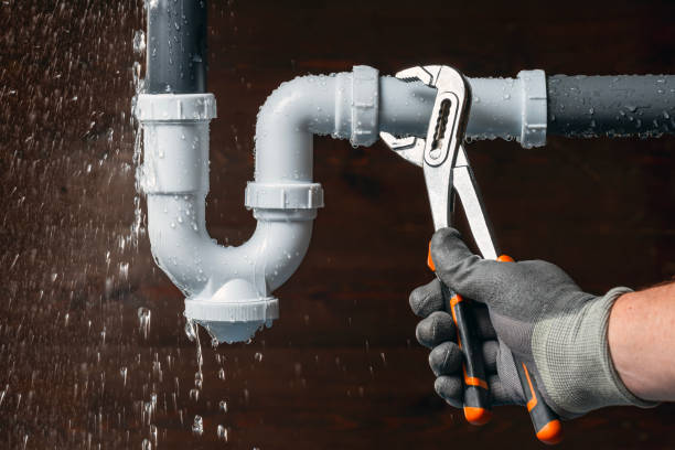 Professional Leak Detection technician working in Stoneham, MA